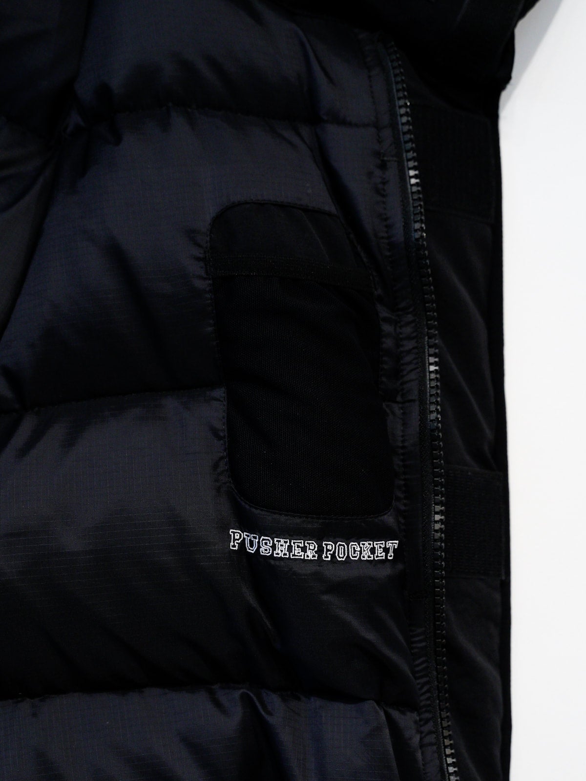 STRIPES FOR CREATIVE/S.F.C】FALL / WINTER 2023 / GOZILLA