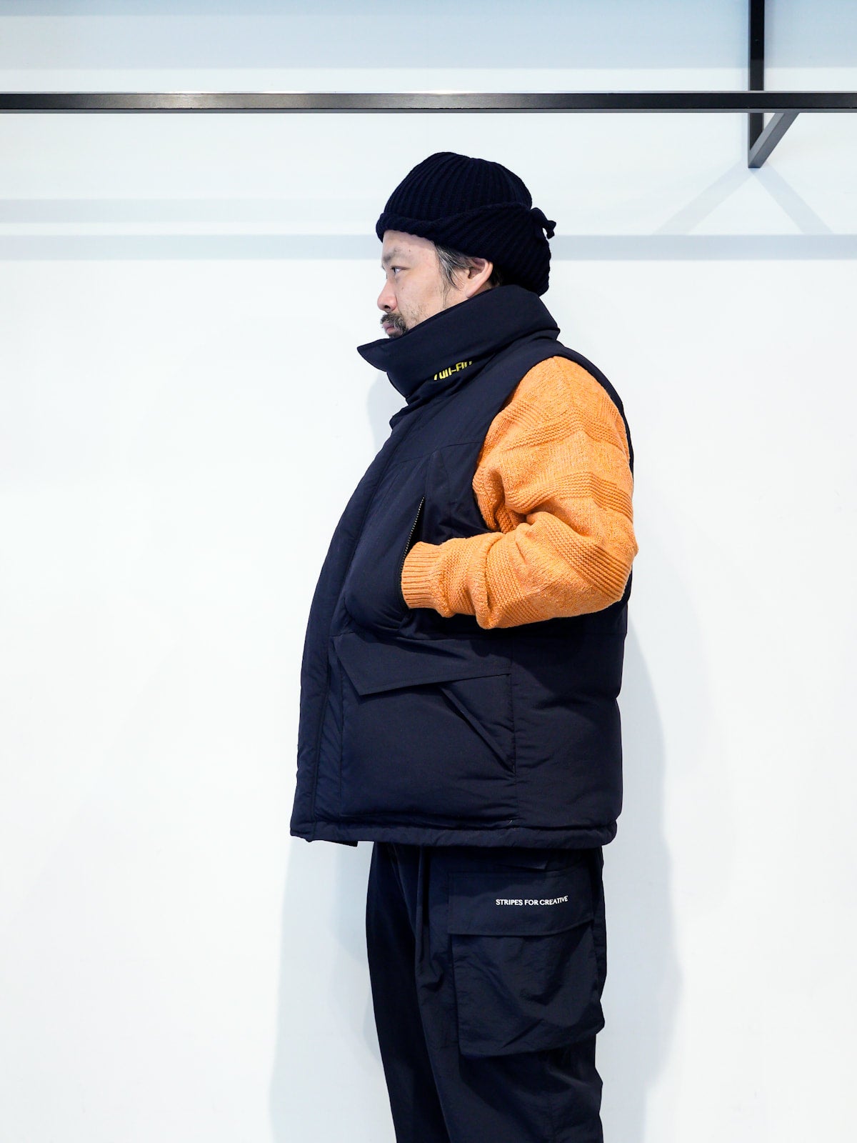 STRIPES FOR CREATIVE/S.F.C】FALL / WINTER 2023 / GOZILLA 700FILL VEST - Navy,  Black | Waynt Store