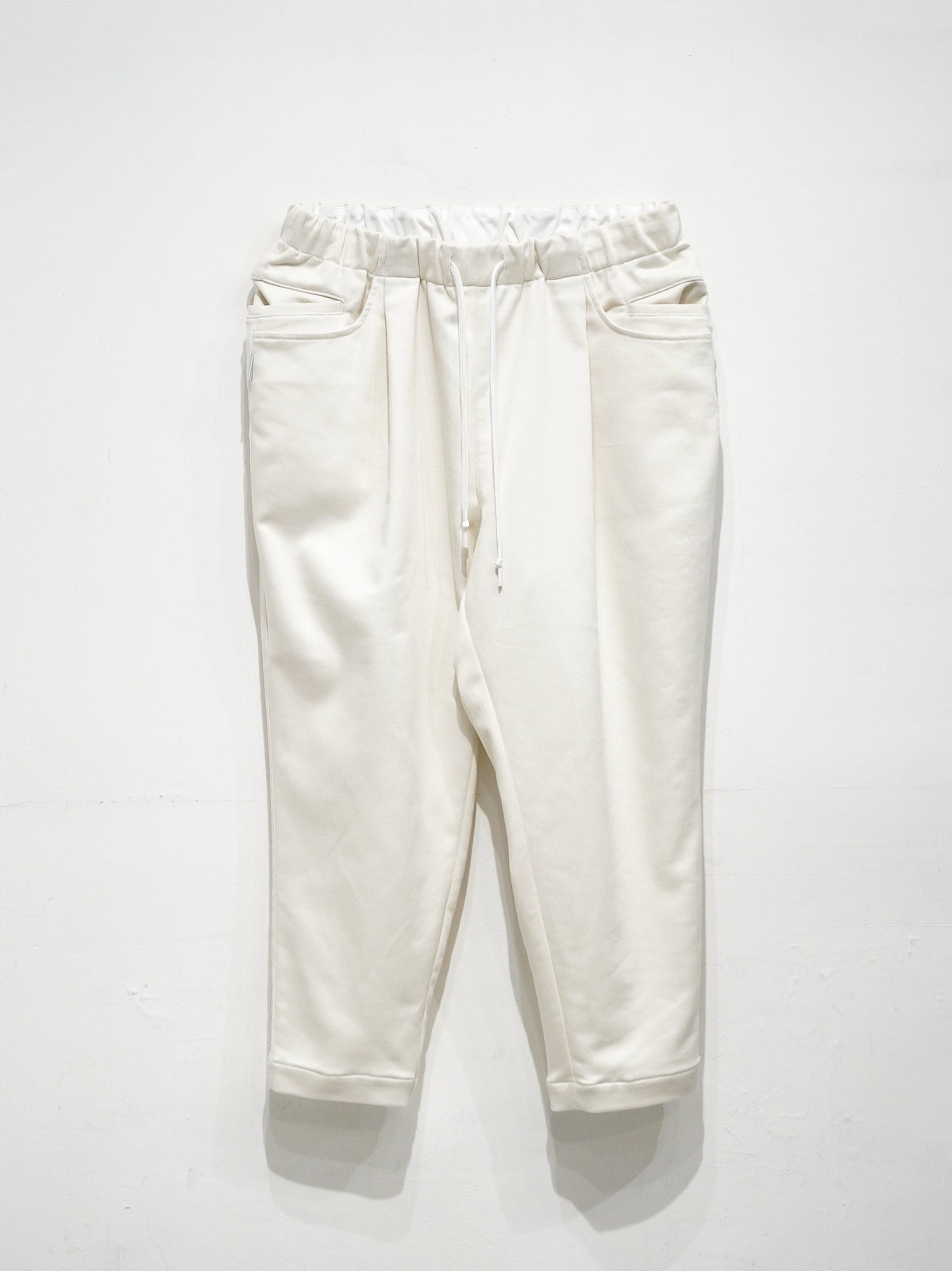 新品未使用【deres】first step pants 4th(オフホワイト) パンツ